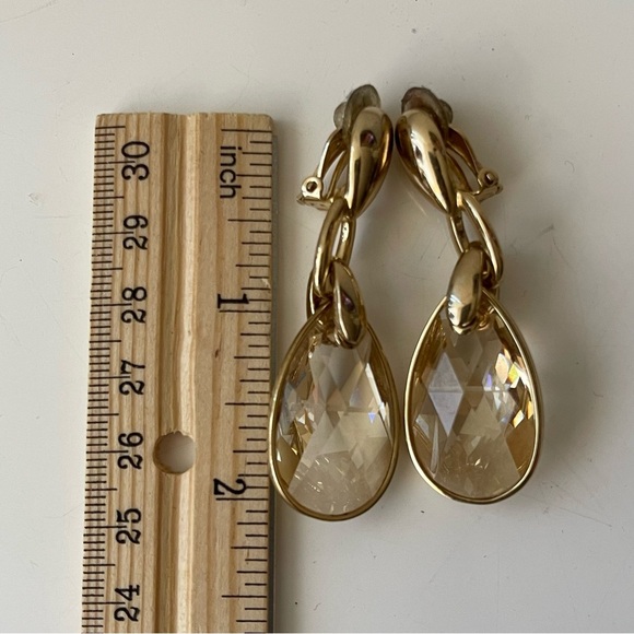 SWAROVSKI Signed Dangle Large Teardrop Champagne Color Crystal Clip On Earrings - Picture 5 of 5
